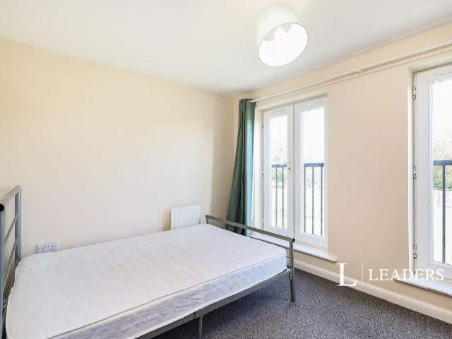 1 bedroom property to rent Chipmunk Chase, Hatfield, Hertfordshire, AL10
