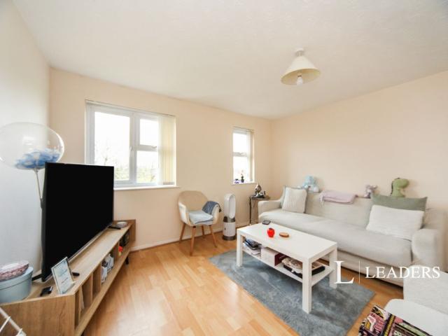 1 bedroom property to rent Constable Close, Houghton Regis, Dunstable, Bedfordshire, LU5