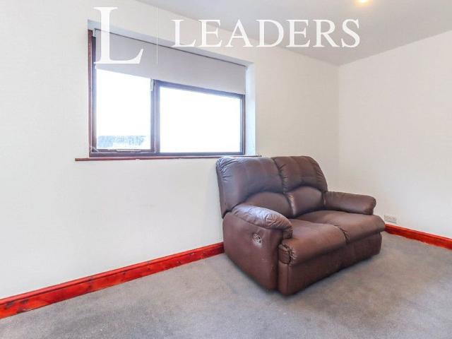 1 bedroom property to rent Frog Hall Garage, Frog Lane, Abenbury Road, Wrecsam, LL13