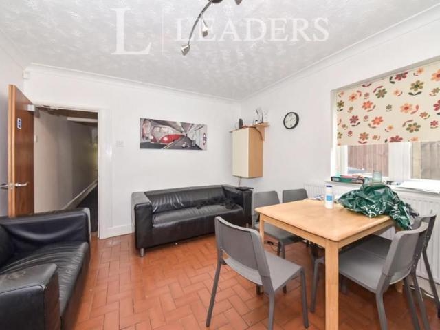 1 bedroom property to rent Huntly Grove, Peterborough, PE1