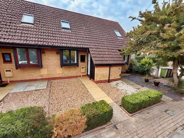 1 Bedroom Property To Rent In Upton Grove, Shenley Lodge, Milton Keynes, MK5