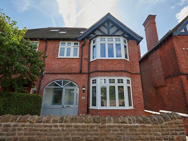 1 Bedroom Property To Rent In Room, Caledon Road, Sherwood, NG5