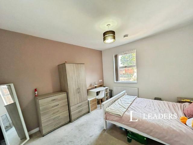 1 bedroom property to rent King Street, Cross Heath, Newcastle, Staffordshire, ST5