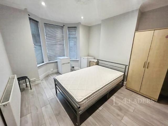 1 bedroom property to rent Kitchener Road, Ipswich, Suffolk, IP1