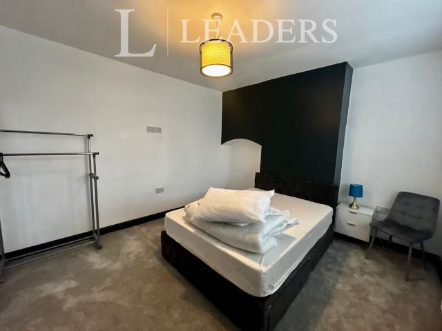 1 bedroom property to rent Links Road, Oldbury, B68