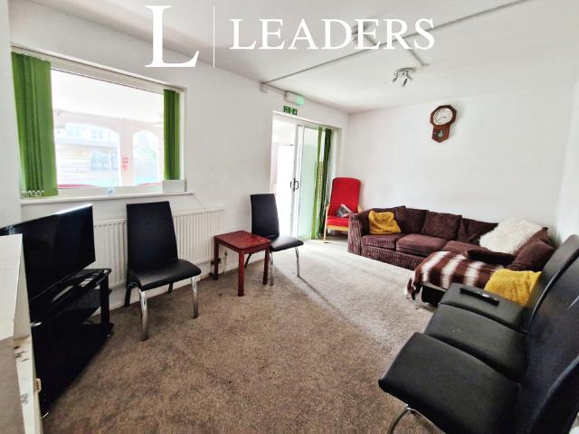 1 bedroom property to rent Pugh Place, Stanford le Hope, Essex, SS17