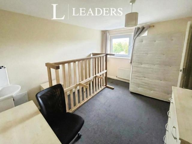 1 bedroom property to rent Room 5, 63 Aviation Avenue, Hatfield, Hertfordshire, AL10