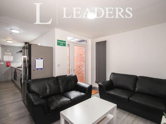1 bedroom property to rent Spon End, Coventry, West Midlands, CV1