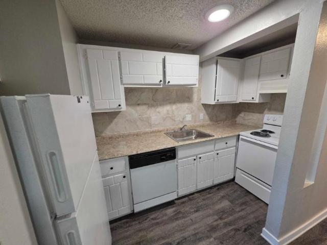 1 bedroom, Pueblo CO 81001 103898143