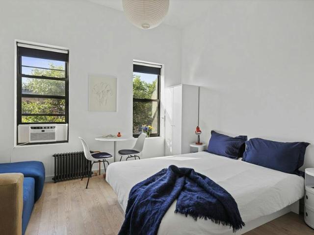 1 bedroom, Queens Queens 11385 106006337