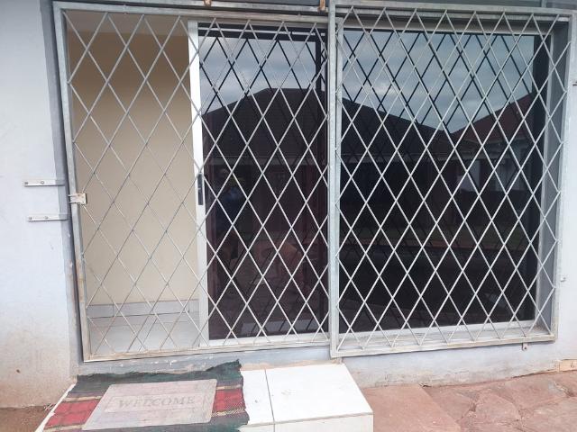 1 Bedroom Room To Let in Umbilo