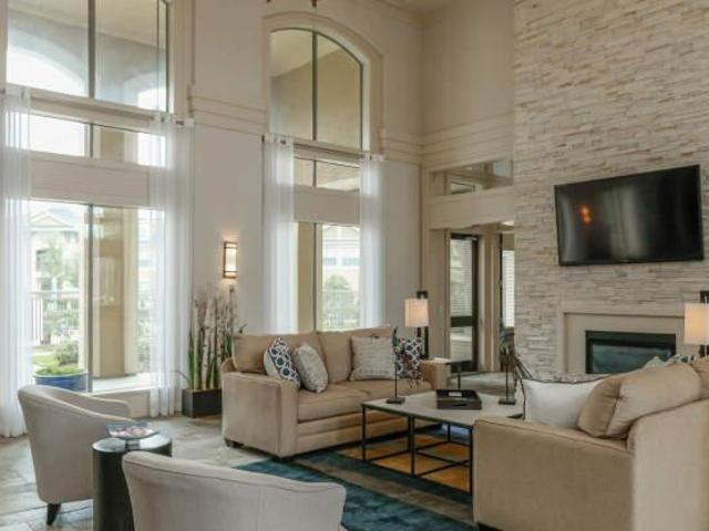 1 bedroom, Rosenberg TX 77471 105021632