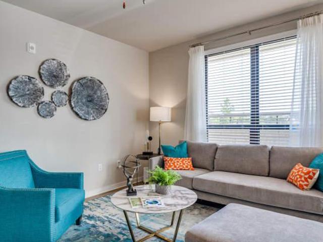 1 bedroom, Rosenberg TX 77471 105224208