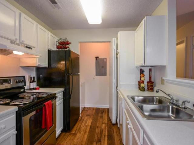 1 bedroom, Raleigh NC 27606 LS97591323