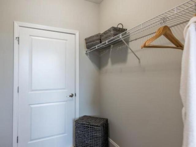 1 bedroom, Raleigh NC 27609 102288302