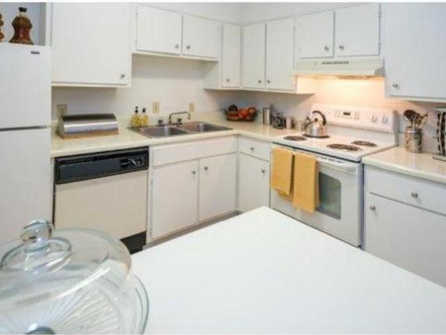 1 bedroom, Raleigh NC 27609 104117742