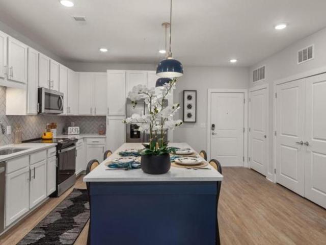 1 bedroom, Raleigh NC 27616 100043520