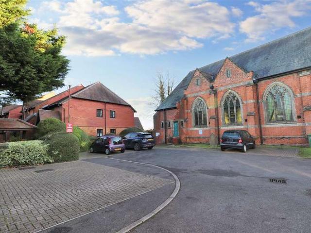 1 Bedroom Apartment Flat