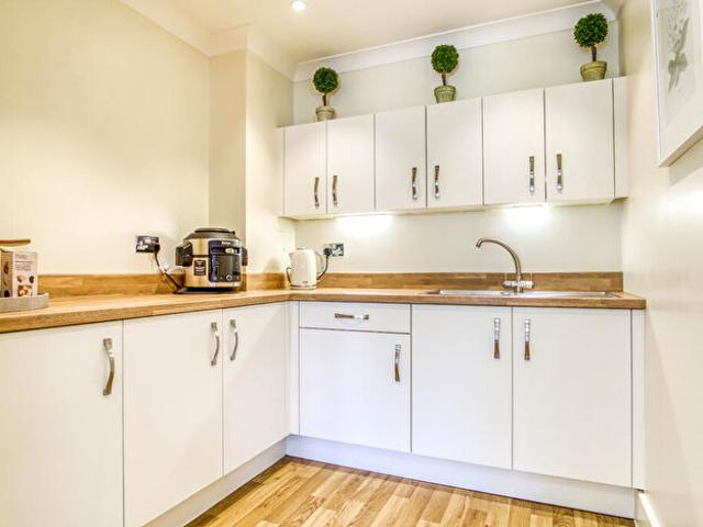 1 Bedroom Retirement Property To Rent In No. Village Centre, Richmond Drive, Aston on trent, Derby, Derbyshire, DE72