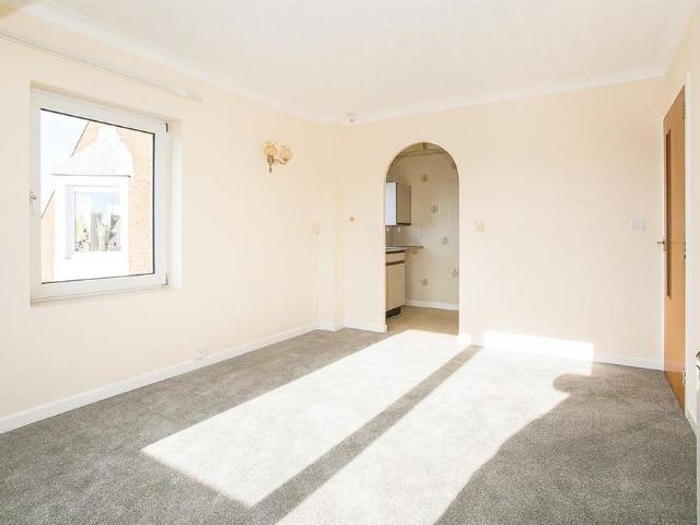 1 bedroom retirement property to rent