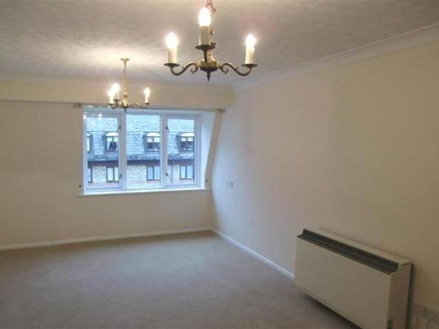 1 bedroom retirement property to rent