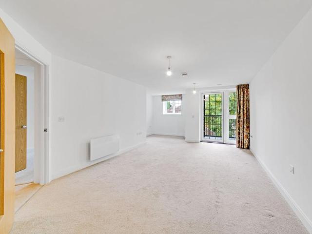 1 bedroom retirement property to rent