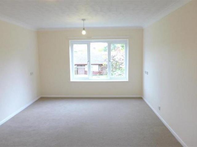 1 bedroom retirement property to rent