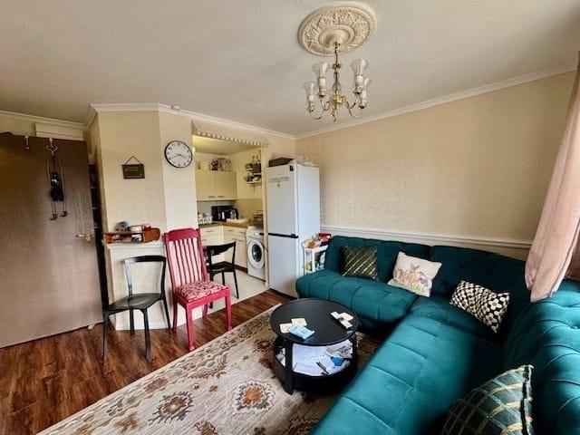 1 bedroom retirement property to rent