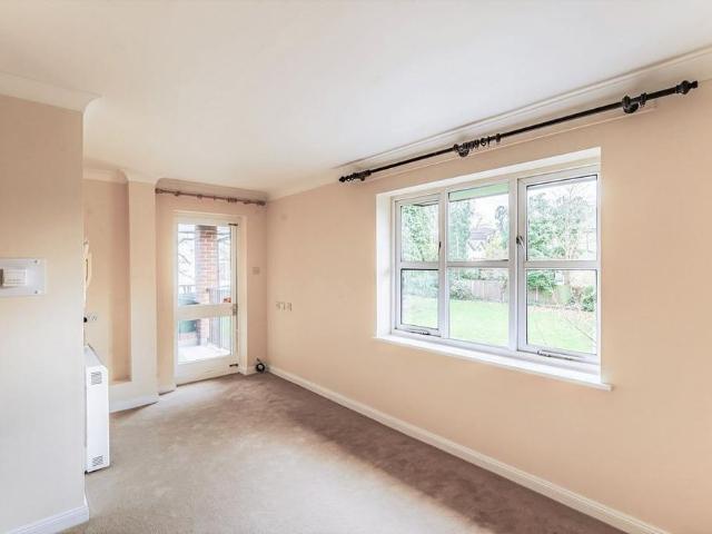 1 bedroom retirement property to rent