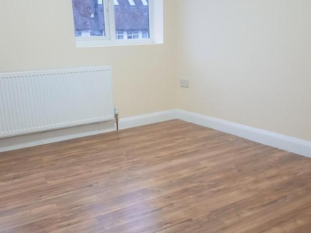 1 bedroom retirement property to rent