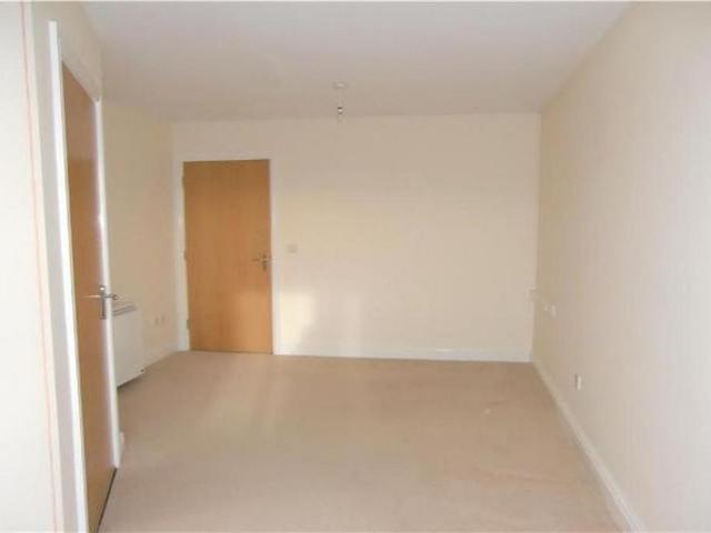 1 bedroom retirement property to rent