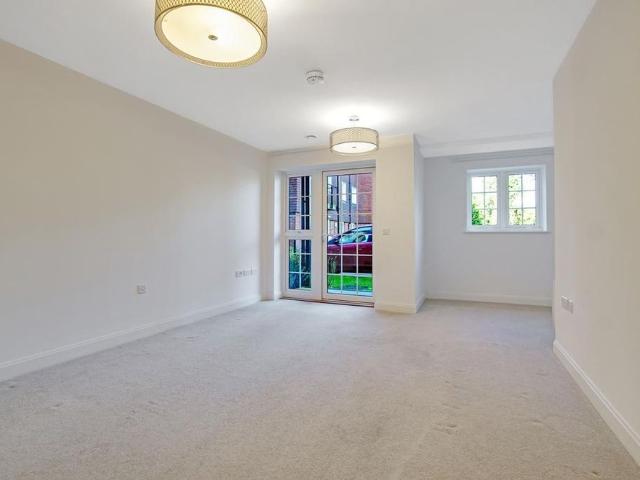 1 bedroom retirement property to rent