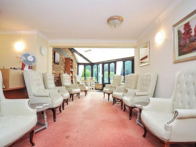 1 bedroom retirement property to rent