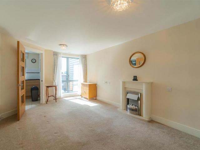 1 bedroom retirement property to rent