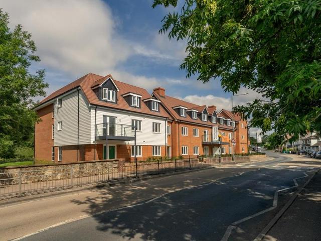 1 bedroom retirement property to rent
