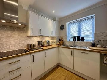 1 bedroom retirement property to rent