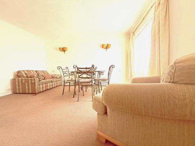 1 bedroom retirement property to rent