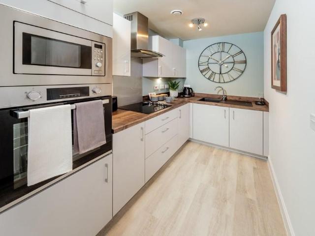 1 bedroom retirement property to rent