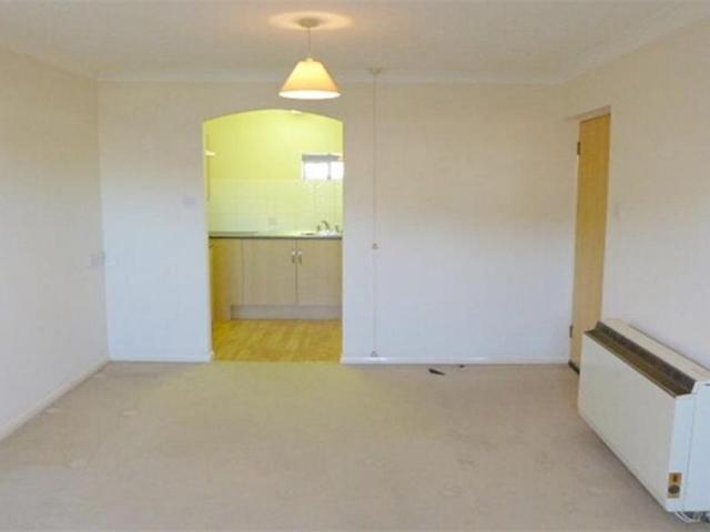 1 bedroom retirement property to rent