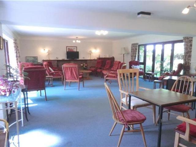 1 bedroom retirement property to rent