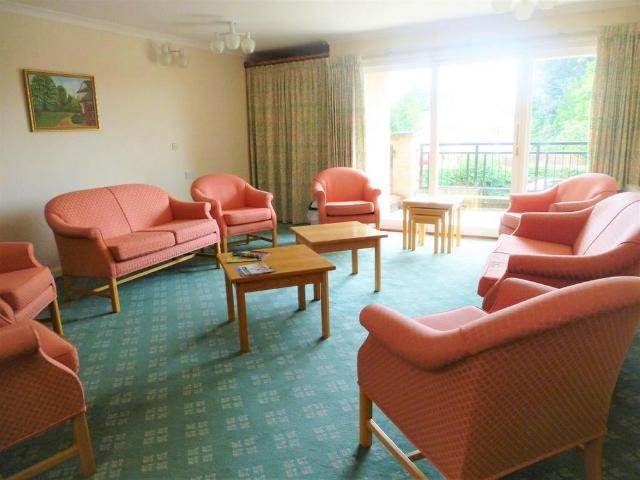 1 bedroom retirement property to rent