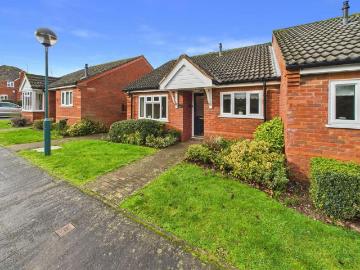 1 bedroom bungalow for sale