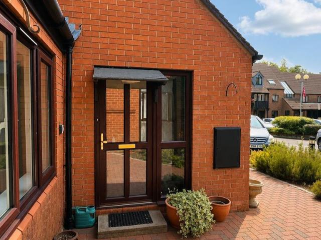 1 bedroom retirement property for sale