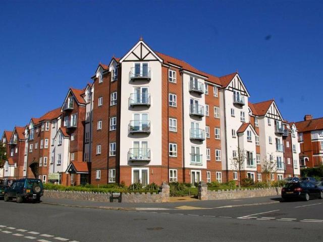 1 bedroom retirement property for sale