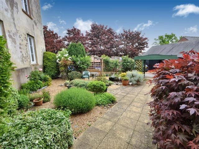 1 bedroom retirement property for sale