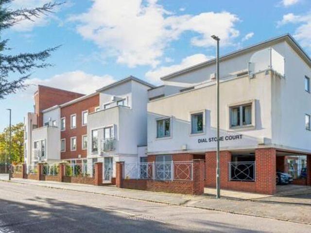1 Bedroom Retirement Property For Sale In Weybridge