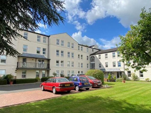 1 Bedroom Retirement Property For Sale In Binswood Avenue