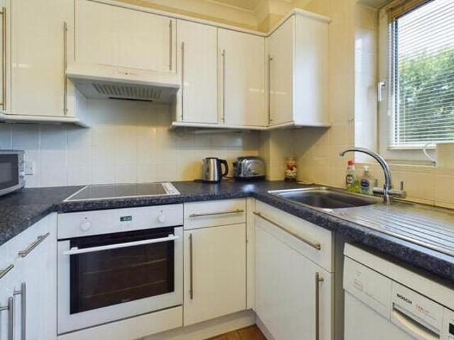 1 Bedroom Retirement Property For Sale In Haywards Heath