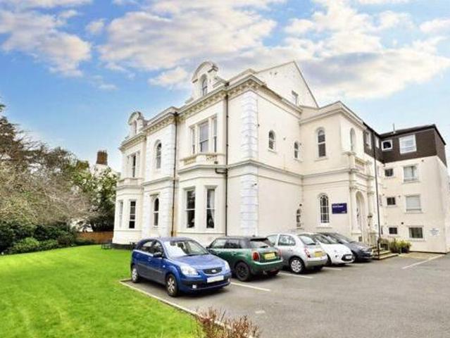 1 Bedroom Retirement Property For Sale In Kenilworth Road