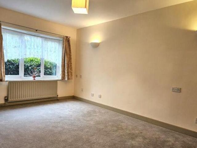 1 Bedroom Retirement Property For Sale In Stratford upon avon, Warwickshire